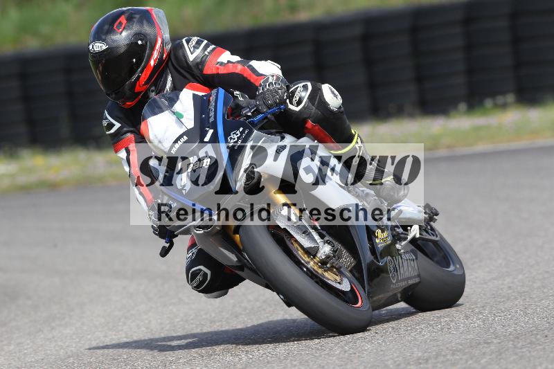 /Archiv-2025/05 14.04.2025 Plüss Moto Sport ADR/Freies Fahren/900